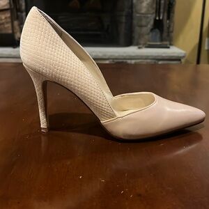 Vince Camuto size 6.5 heels, like new